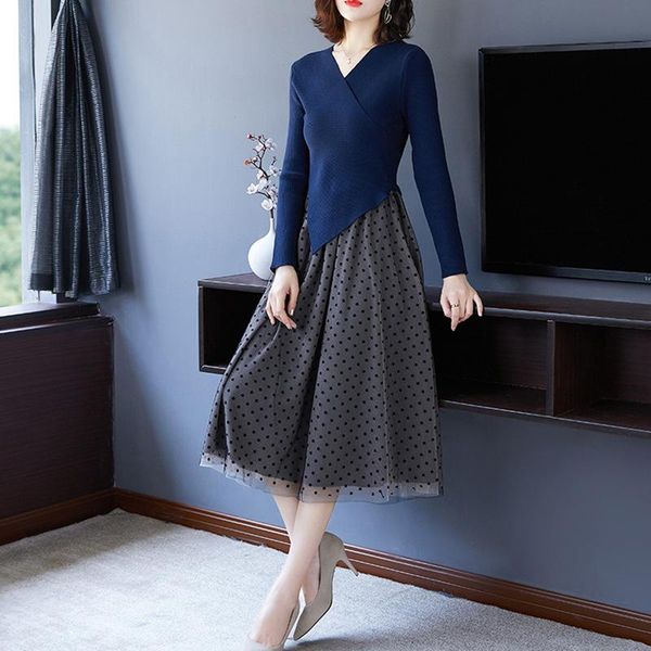 women's sweaters elegant knitted sweater pleated dress female autumn winter long sleeve women office lady casual midi, White;black
women's sweaters elegant knitted sweater pleated dress female autumn winter long sleeve women office lady casual midi, White;black