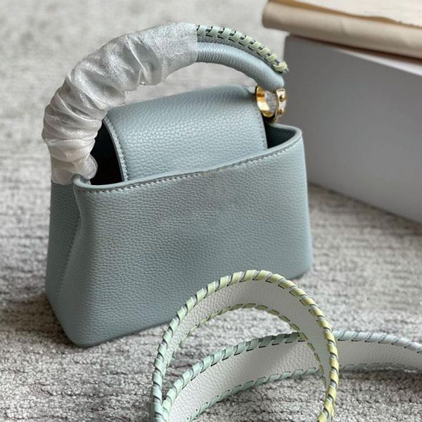 women handbag bag fashion crosssbody bags classic genuine leather shoulder tote handbags latest wide straps small with dust purse 5869, Black;red
women handbag bag fashion crosssbody bags classic genuine leather shoulder tote handbags latest wide straps small with dust purse 5869, Black;red