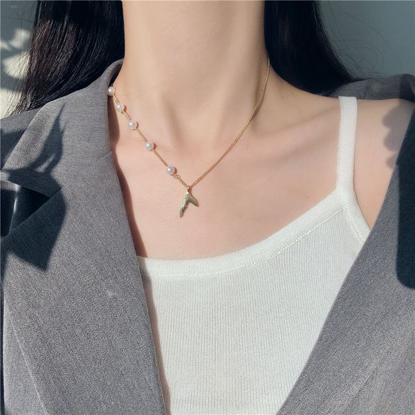 elegant temperament imitation pearl mermaid pendant necklace short chain clavicle fishtail wedding party jewelry female gifts, Silver
elegant temperament imitation pearl mermaid pendant necklace short chain clavicle fishtail wedding party jewelry female gifts, Silver
