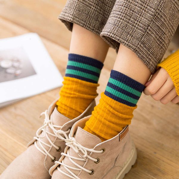 hosiery middle hosiery autumn winter street stockings parallel bars pile long, Black;white
hosiery middle hosiery autumn winter street stockings parallel bars pile long, Black;white