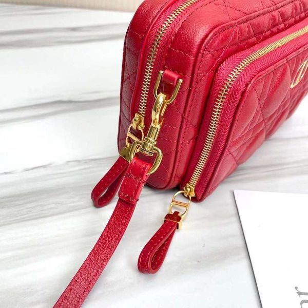 evening bags 2021 luxury high famous designers women double layer design and super capacity mobile wallet shoulder bag clutch
evening bags 2021 luxury high famous designers women double layer design and super capacity mobile wallet shoulder bag clutch