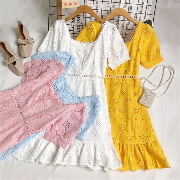 summer temperament wild square neck women dresses embroidery hollow short sleeved ruffled slim fit hip dress, Black;gray
summer temperament wild square neck women dresses embroidery hollow short sleeved ruffled slim fit hip dress, Black;gray