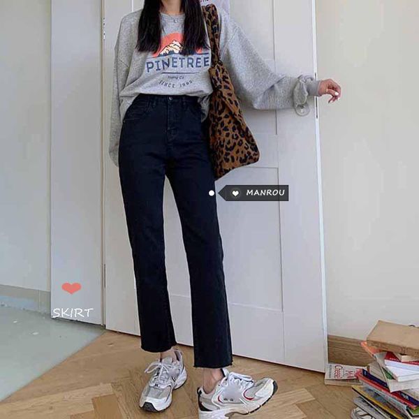 women's jeans autumn 2021 korean style with slim straight high waist versatile capri pants trend, Blue
women's jeans autumn 2021 korean style with slim straight high waist versatile capri pants trend, Blue
