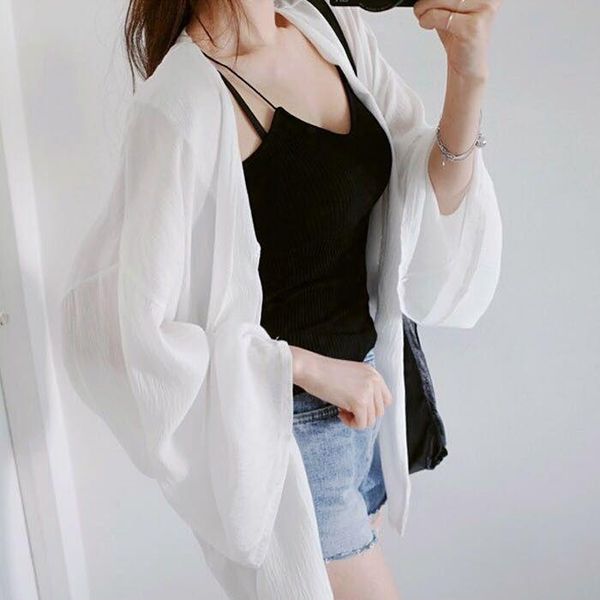 women's t-shirt sun protection clothing chiffon shirt mid-length korean style 2021 summer small shawl coat, White
women's t-shirt sun protection clothing chiffon shirt mid-length korean style 2021 summer small shawl coat, White
