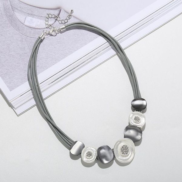chokers 2021 collares fashion statement necklaces & pendants for women multilayer pu leather necklace maxi collier femme choker bijoux, Golden;silver
chokers 2021 collares fashion statement necklaces & pendants for women multilayer pu leather necklace maxi collier femme choker bijoux, Golden;silver