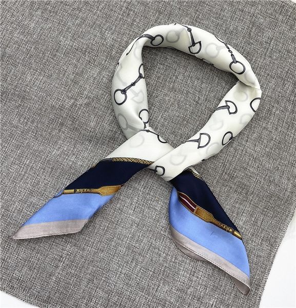 2021 spring silk scarf women letter shawl fashion neck ring christmas gift wholesale, Blue;gray
2021 spring silk scarf women letter shawl fashion neck ring christmas gift wholesale, Blue;gray