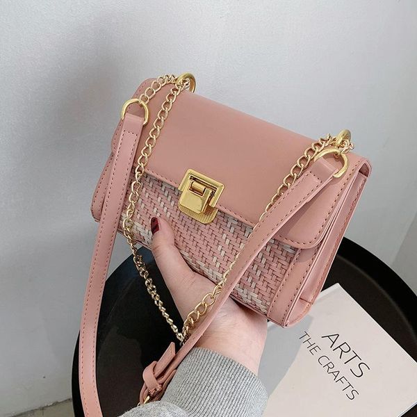evening bags armored solid color r bag design 2021 women's leather pu shoulder strap chain
evening bags armored solid color r bag design 2021 women's leather pu shoulder strap chain