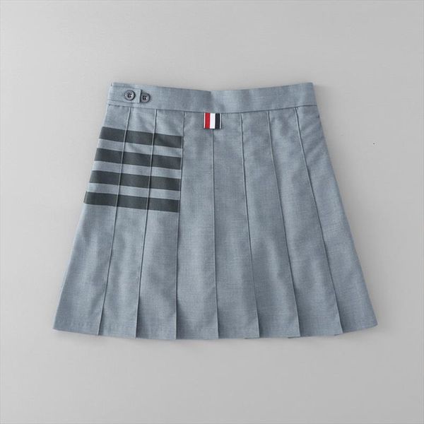 2 color harajuku kawaii women skirts mini high waist spice girls pleated female korean style striped mujer, Black
2 color harajuku kawaii women skirts mini high waist spice girls pleated female korean style striped mujer, Black