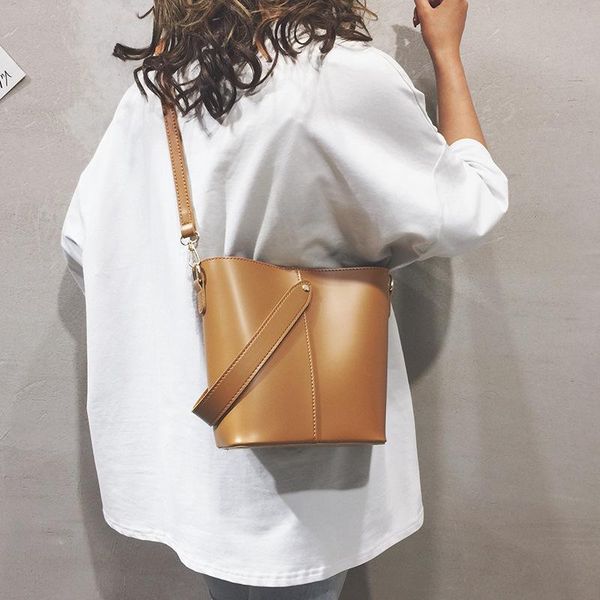 bag women 2021 one shoulder messenger fashion bucket cross body