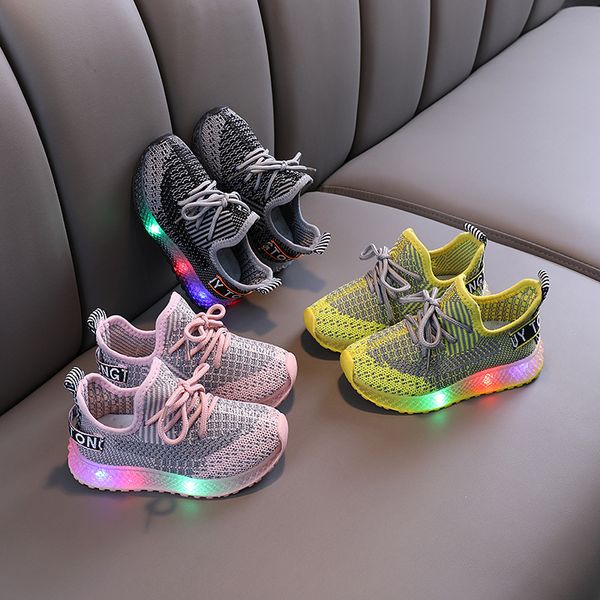 spring and autumn new childrens shoes led lights breathable boys girls flying knitting shoes 1-8 years old luminous sports cs28, Black
spring and autumn new childrens shoes led lights breathable boys girls flying knitting shoes 1-8 years old luminous sports cs28, Black