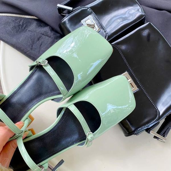 beauty lady genuine leather square toe med heels candy girl summer metal buckle sweety empty back female sandals l92, Black
beauty lady genuine leather square toe med heels candy girl summer metal buckle sweety empty back female sandals l92, Black