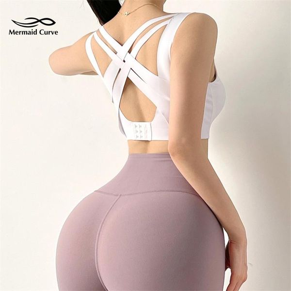 female adjustable back buckle cross beauty fitness no trace yoga vest fixed chest pad stretch gather running training bra outfit
female adjustable back buckle cross beauty fitness no trace yoga vest fixed chest pad stretch gather running training bra outfit