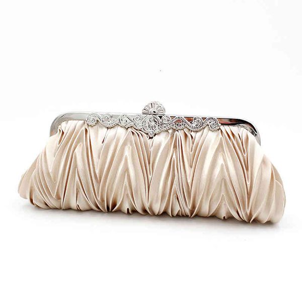 pleated handbag satin dinner ladies' party evening sweet chain women's
pleated handbag satin dinner ladies' party evening sweet chain women's