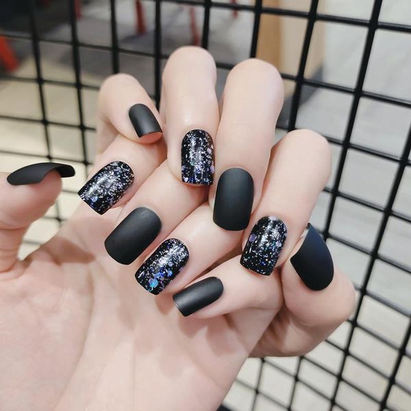 false nails 24pcs black nail patch glue type removable mid length paragraph fashion manicure save time hjl2021, Red;gold
false nails 24pcs black nail patch glue type removable mid length paragraph fashion manicure save time hjl2021, Red;gold
