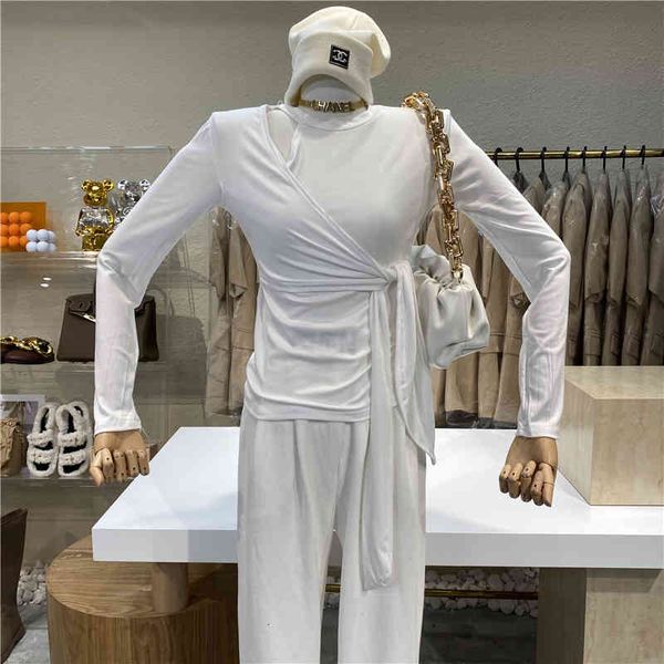 polos original niche two thin-fitting strappy t-shirts with skimming design, White
polos original niche two thin-fitting strappy t-shirts with skimming design, White