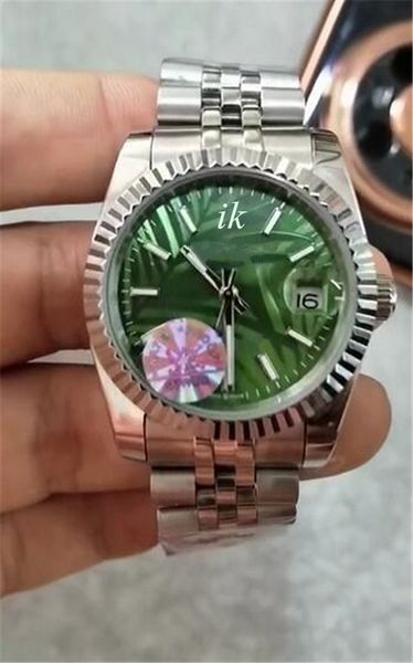 classic mechanical watch mens automatic machinery watches 40mm stainless steel super wristwatches green face 164, Slivery;brown
classic mechanical watch mens automatic machinery watches 40mm stainless steel super wristwatches green face 164, Slivery;brown