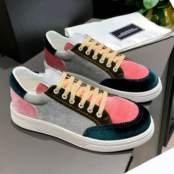 designer luxury men women casual shoes fabric suede effect calfskin nylon reflective sneakers velvet mixed fiber fashion skateboard shoes, Black
designer luxury men women casual shoes fabric suede effect calfskin nylon reflective sneakers velvet mixed fiber fashion skateboard shoes, Black