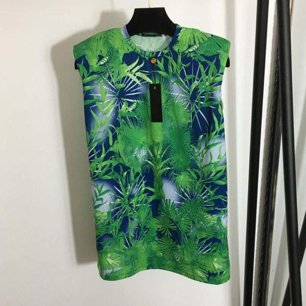 women's t-shirt verdejuliay runway fashion women t-shirts sleeveless summer green printed tees casual holiday, White
women's t-shirt verdejuliay runway fashion women t-shirts sleeveless summer green printed tees casual holiday, White