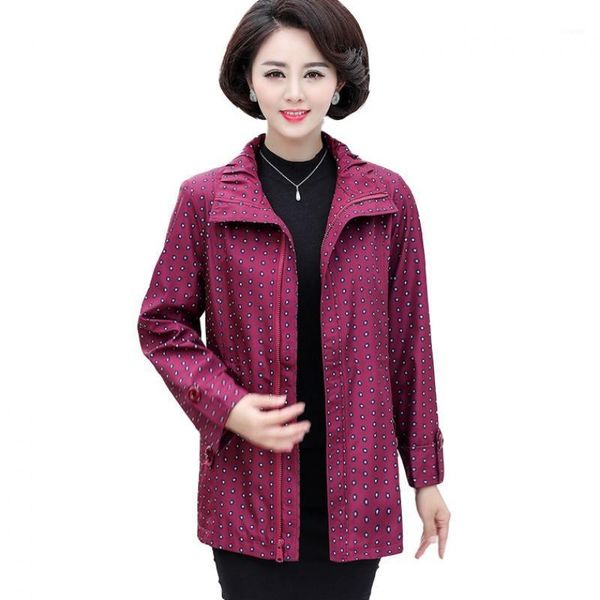 women's trench coats casual jacket spring fall middle age women windbreaker printed plus size lapel zipper coat mother clothes cortavie, Tan;black
women's trench coats casual jacket spring fall middle age women windbreaker printed plus size lapel zipper coat mother clothes cortavie, Tan;black