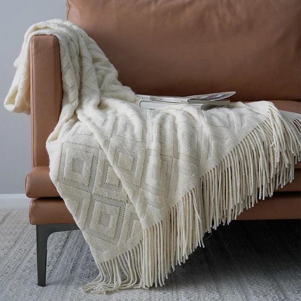 blankets nordic throw blanket tassel bedspread fleece mantas de cama decorative slipcover cobertor for sofa bedding travel supplies
blankets nordic throw blanket tassel bedspread fleece mantas de cama decorative slipcover cobertor for sofa bedding travel supplies
