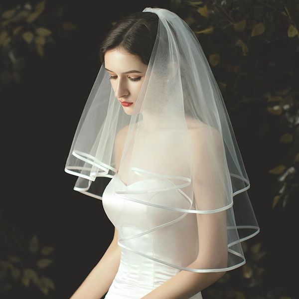bridal veils double-layer wedding veil, edging satin cloth, white net gauze, simple cover, travel po, foreign trade long section, Black
bridal veils double-layer wedding veil, edging satin cloth, white net gauze, simple cover, travel po, foreign trade long section, Black