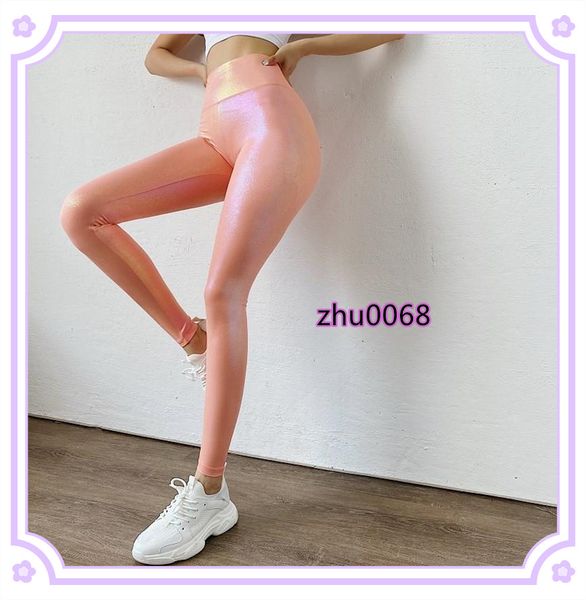 yoga outfits pearl shiny sports pants high waist lift hip leggings scrunch buworkout women fitness gym elastic running tight, White;red
yoga outfits pearl shiny sports pants high waist lift hip leggings scrunch buworkout women fitness gym elastic running tight, White;red