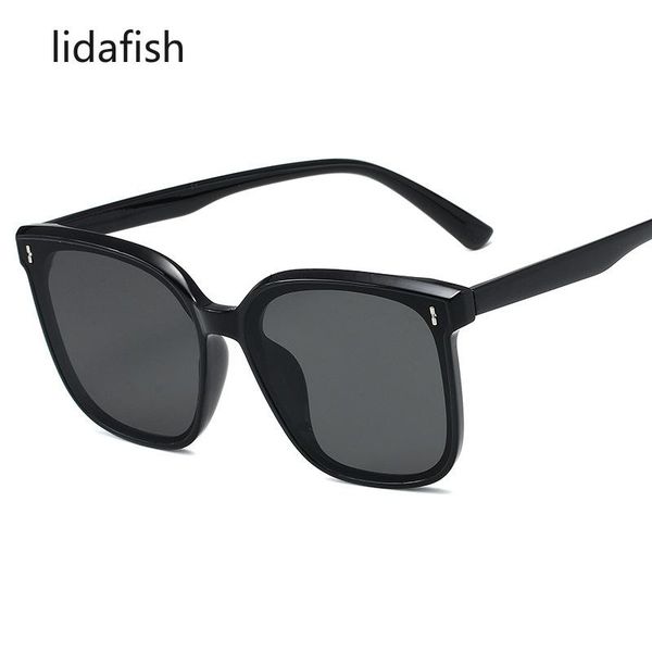 sunglasses lidafish summer square frame retro decorative polarized women men sport hiking driving eyewear, White;black
sunglasses lidafish summer square frame retro decorative polarized women men sport hiking driving eyewear, White;black