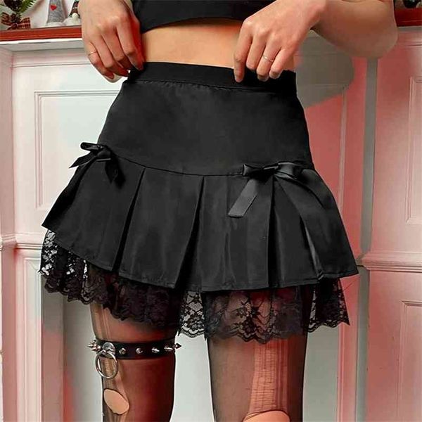 fashion women black goth aesthetic pleated skirts lace trim low waist e girl mini skirt punk dark academia y2k dance streetwear 210621
fashion women black goth aesthetic pleated skirts lace trim low waist e girl mini skirt punk dark academia y2k dance streetwear 210621