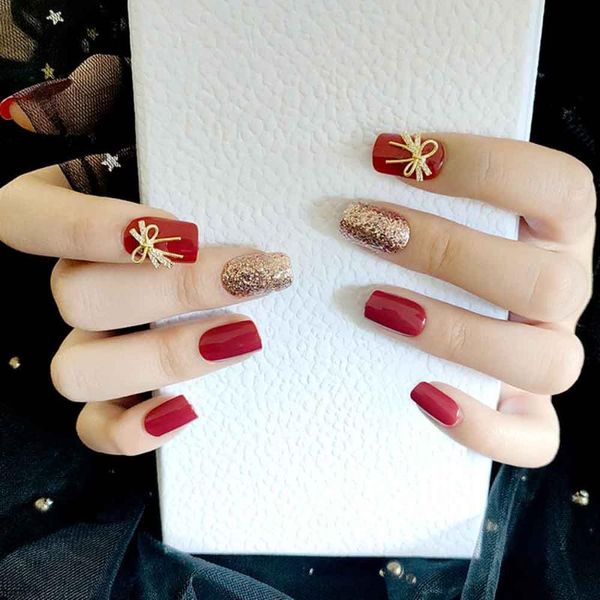 24pcs fake nails with glue red bow design wine flash powder wear short acrylic nail tablet false removable fingernails, Red;gold
24pcs fake nails with glue red bow design wine flash powder wear short acrylic nail tablet false removable fingernails, Red;gold