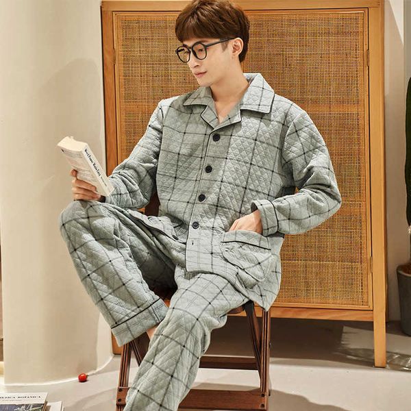 winter thick warm men clip cotton pajamas set striped long sleeve turn-down collar mens sleepwear loose plus size 3xl nightwear 210928, Black;brown
winter thick warm men clip cotton pajamas set striped long sleeve turn-down collar mens sleepwear loose plus size 3xl nightwear 210928, Black;brown