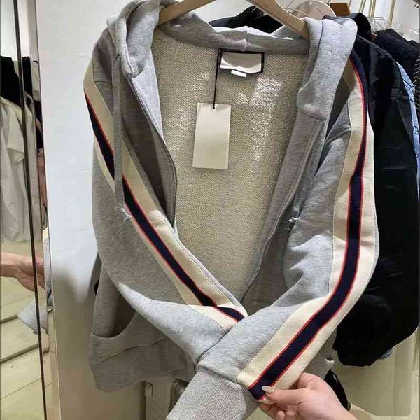 men autumn jacket letter print zipper coat casual hip hop style outdoor contrast color spring loosed fashion stripe clothes, Black;brown
men autumn jacket letter print zipper coat casual hip hop style outdoor contrast color spring loosed fashion stripe clothes, Black;brown