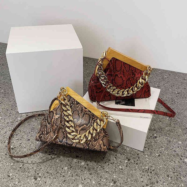 luxury designer messenger bag handbag snake clip pocket this year's popular buckle pu box
luxury designer messenger bag handbag snake clip pocket this year's popular buckle pu box