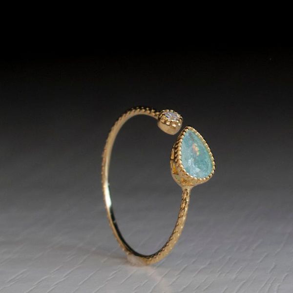 wedding rings simple and exquisite pear-shaped inlaid blue glass open ring for women's engagement anniversary party gift, Slivery;golden
wedding rings simple and exquisite pear-shaped inlaid blue glass open ring for women's engagement anniversary party gift, Slivery;golden
