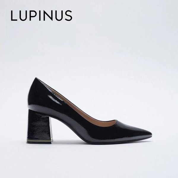 fashion metal details women high heels classic square heel commuter shoes 2021 pointed toe single shoe dress, Black
fashion metal details women high heels classic square heel commuter shoes 2021 pointed toe single shoe dress, Black
