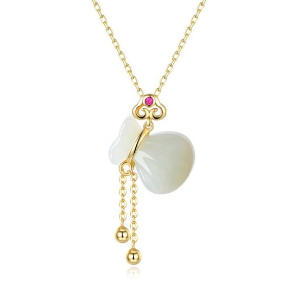 s925 sterling silver natural hetian jade xiangyun fu bag pendant necklace clavicle chain
s925 sterling silver natural hetian jade xiangyun fu bag pendant necklace clavicle chain