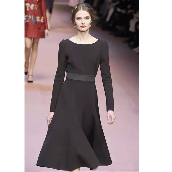 runway spring fashion vintage long black around the neck thin stylish fitting dress, Black;gray
runway spring fashion vintage long black around the neck thin stylish fitting dress, Black;gray