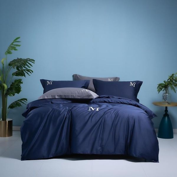 bedding sets modern brief embroidery solid color duvet cover with zipper ultra soft skin-friendly 100% egyptian cotton 4 pieces set
bedding sets modern brief embroidery solid color duvet cover with zipper ultra soft skin-friendly 100% egyptian cotton 4 pieces set