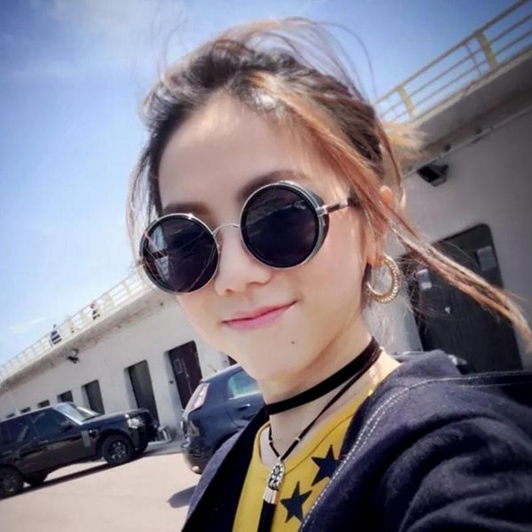 sunglasses 2021 women men steampunk polarized gothic coating mirrored round circle vintage glasses retro sun metal stripes frame, White;black
sunglasses 2021 women men steampunk polarized gothic coating mirrored round circle vintage glasses retro sun metal stripes frame, White;black