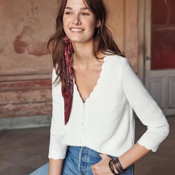women's blouses & shirts vintage white 2021 summer petals v-neck buttons up casual chic blouse woman romantic tunic chemises femme
women's blouses & shirts vintage white 2021 summer petals v-neck buttons up casual chic blouse woman romantic tunic chemises femme