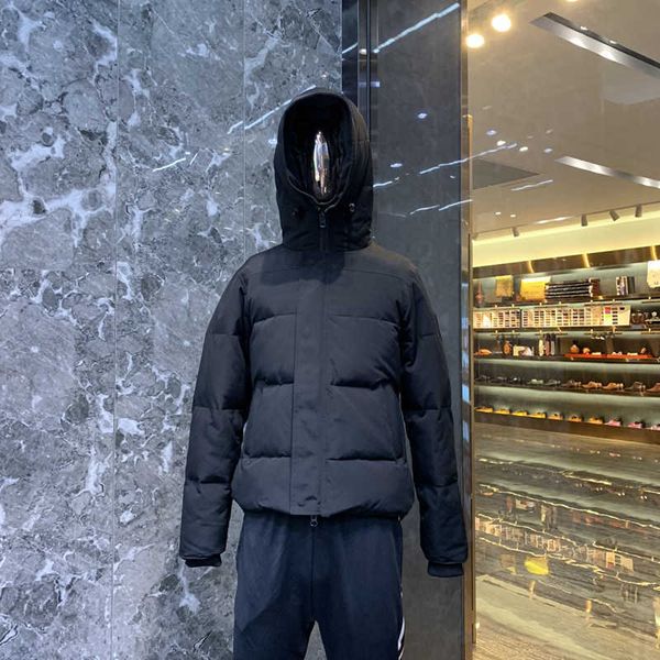 man down coat fashion design with real wolf fur detachable hat casual outdoor feather thick hooded sweater jacket autumn winter coats warm, Black
man down coat fashion design with real wolf fur detachable hat casual outdoor feather thick hooded sweater jacket autumn winter coats warm, Black