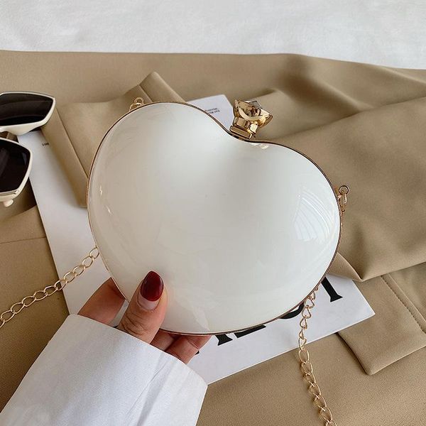 evening clutch bag heart shape women's handbag transparent girls acrylic mini shoulder chain crossbody purse bags
evening clutch bag heart shape women's handbag transparent girls acrylic mini shoulder chain crossbody purse bags