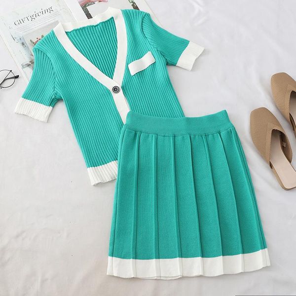 two piece dress summer fashion set contrast color v-neck knit + high waist a-line pleated skirt two-piece, White
two piece dress summer fashion set contrast color v-neck knit + high waist a-line pleated skirt two-piece, White