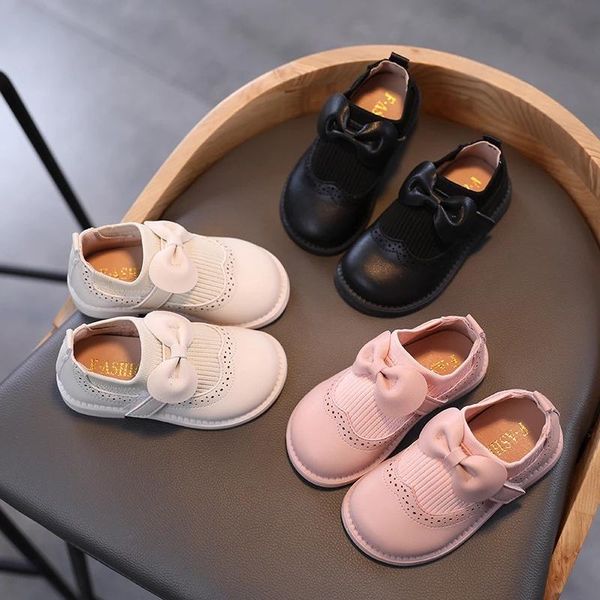 baby girl leather shoes soft bottom classic toddler bow princess 2021 style children' small e31 flat, Black;grey
baby girl leather shoes soft bottom classic toddler bow princess 2021 style children' small e31 flat, Black;grey