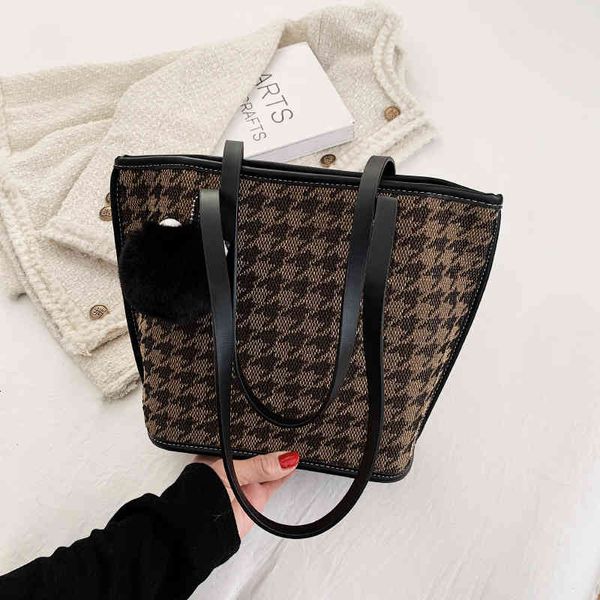 bags handbags women's 2022 winter high-capacity tote thousand bird check leopard grain diamond shoulder, Black;red
bags handbags women's 2022 winter high-capacity tote thousand bird check leopard grain diamond shoulder, Black;red