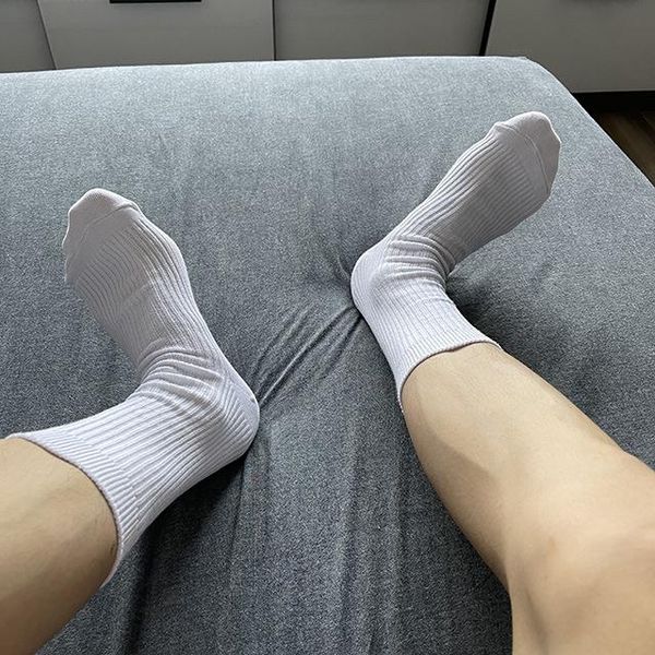 men's socks and women's fashion japanese double-needle black white ins cotton 
men's socks and women's fashion japanese double-needle black white ins cotton