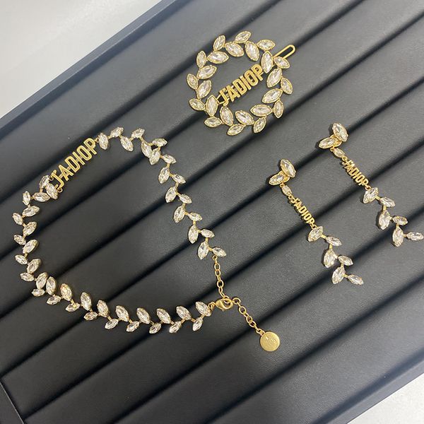 d family earrings tassel long brooch luxury diamond letter dijia necklace horse eye earrings, Golden
d family earrings tassel long brooch luxury diamond letter dijia necklace horse eye earrings, Golden