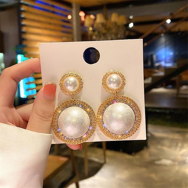 dangle & chandelier lats luxury big pearl drop earrings for women korean trendy rhinestone golden earring 2021 female fashion jewelry, Silver
dangle & chandelier lats luxury big pearl drop earrings for women korean trendy rhinestone golden earring 2021 female fashion jewelry, Silver