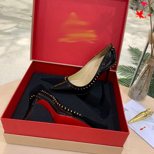 2021 good quality fashion women luxurys designers shoes designer sandals womens luxury high heels sandal dress shoess with box size 35-41 -l, Black
2021 good quality fashion women luxurys designers shoes designer sandals womens luxury high heels sandal dress shoess with box size 35-41 -l, Black