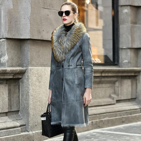 women's fur & faux sheep shearing real winter coat korean elegant long jacket for women clothes 2021 abrigo mujer vlm778 yy222, Black
women's fur & faux sheep shearing real winter coat korean elegant long jacket for women clothes 2021 abrigo mujer vlm778 yy222, Black
