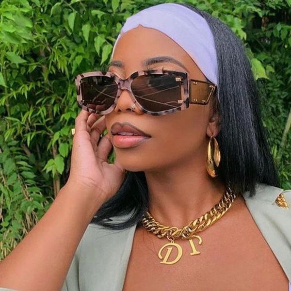 sunglasses 2021 wide rivet leg square men women vintage alloy gradient small sun glasses 2817, White;black
sunglasses 2021 wide rivet leg square men women vintage alloy gradient small sun glasses 2817, White;black